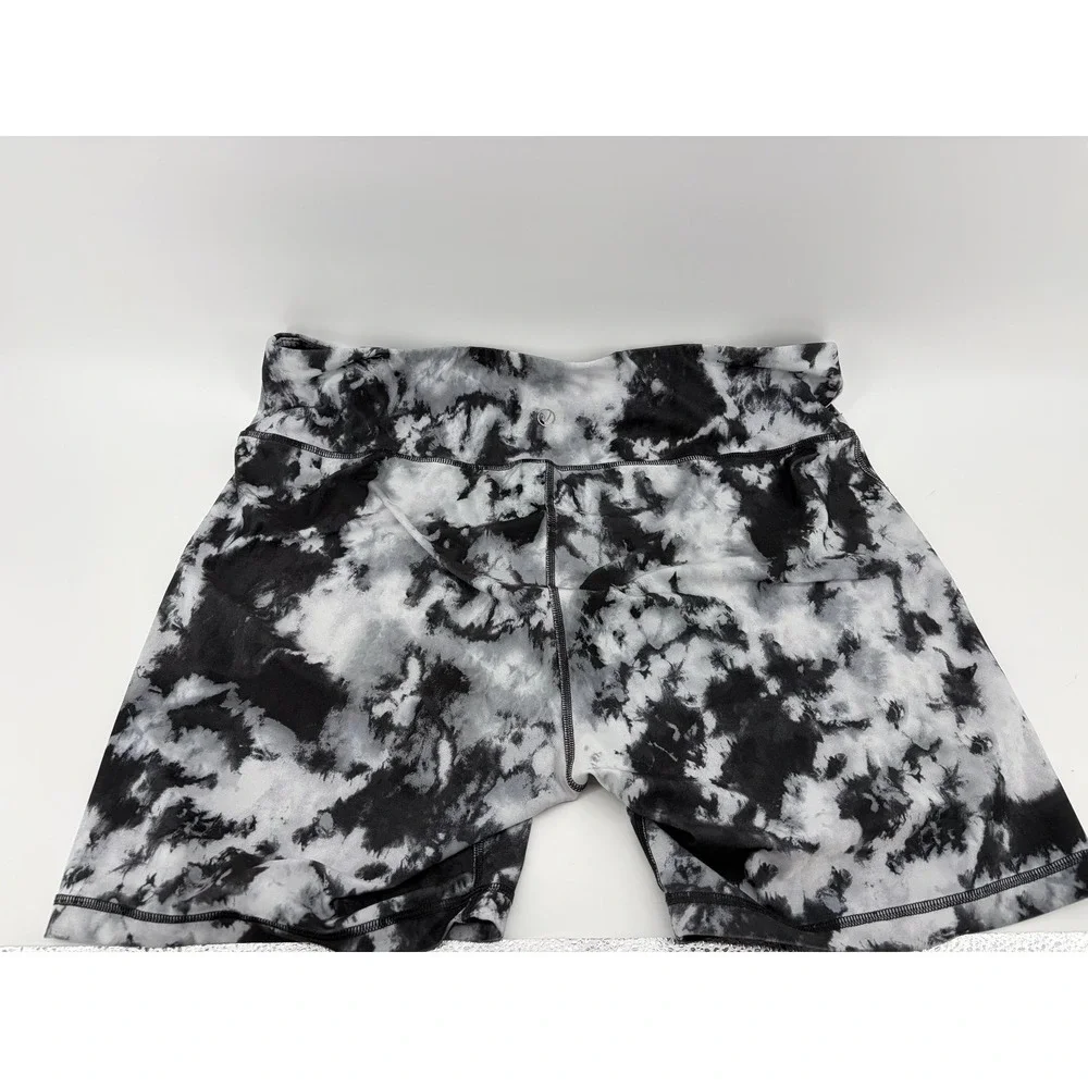 Vogo Athletica‎ Tie-Dye High-Waist Shorts, Black/White, Women's Size 2X